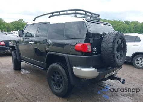 2007 Toyota Fj Cruiser z USA, uszkodzony, nr VIN JTEBU11F070007123